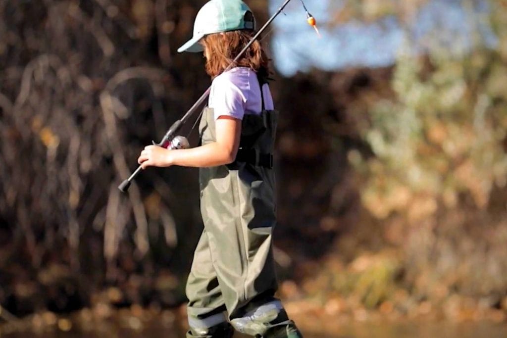 LANGXUN Chest Waders for Kids, PVC Fishing Waders for Toddler & Children,  Waterproof Hutting Waders for Boys and Girls