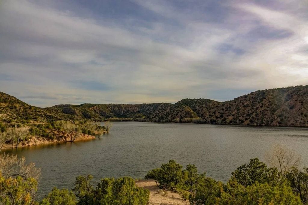 Santa Cruz Lake